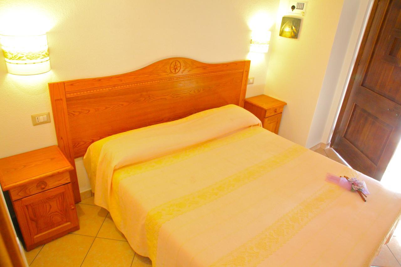 Hotel Turismo Rurale Villa Maria Caterina Cala Gonone Exterior foto